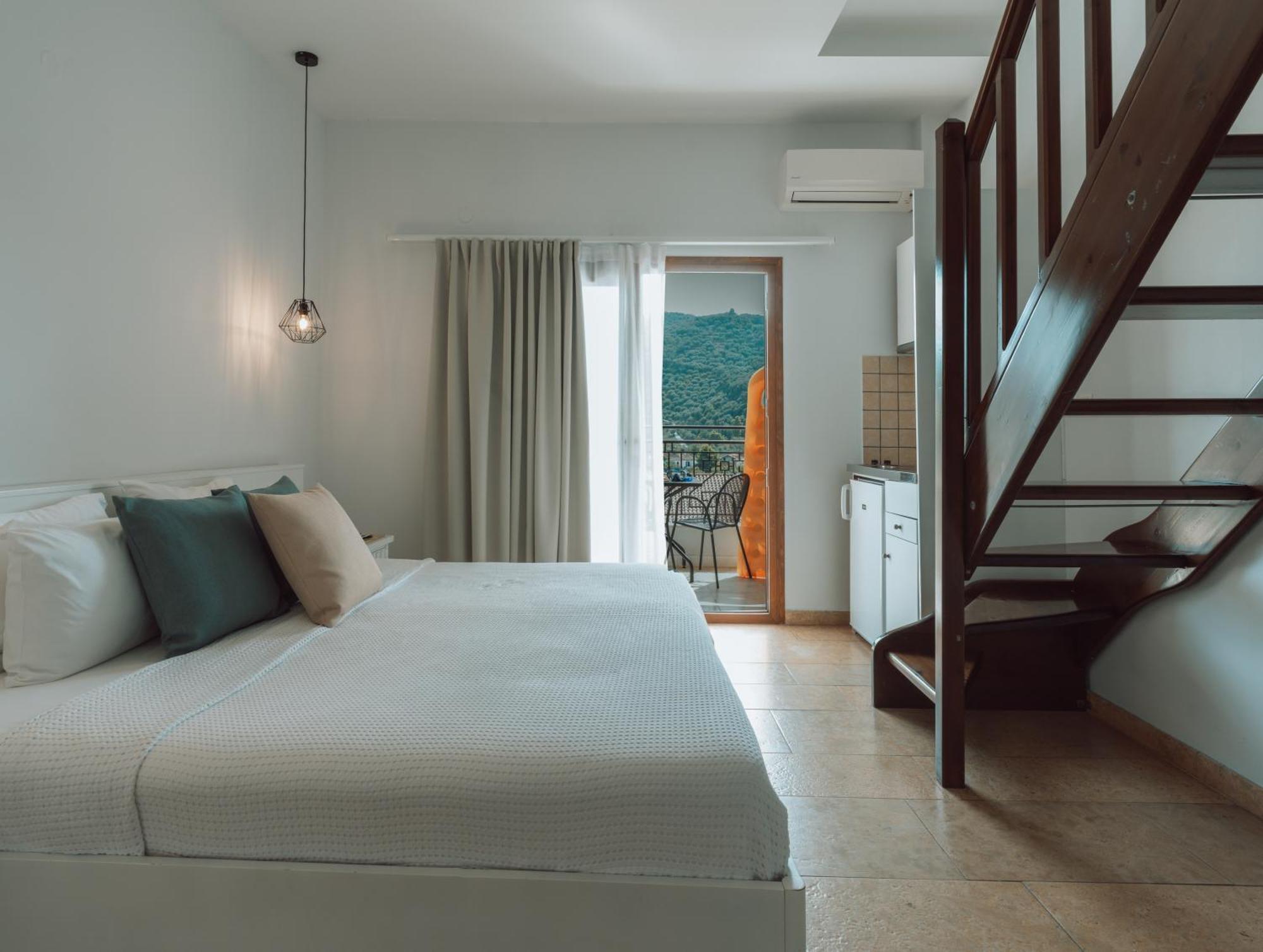 Dracos Hotel Парга Екстериор снимка