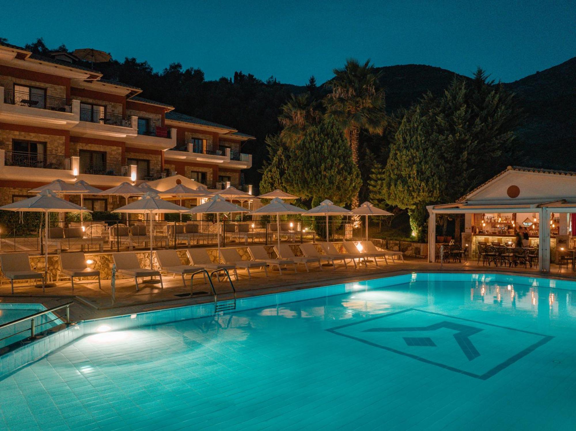 Dracos Hotel Парга Екстериор снимка